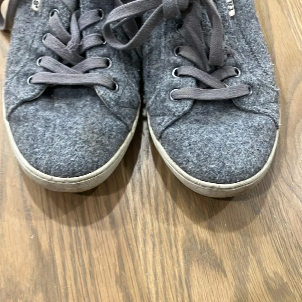 Taos Women’s Starburst Wool Grey Neutral Lace Up Sneakers Tennis Shoes